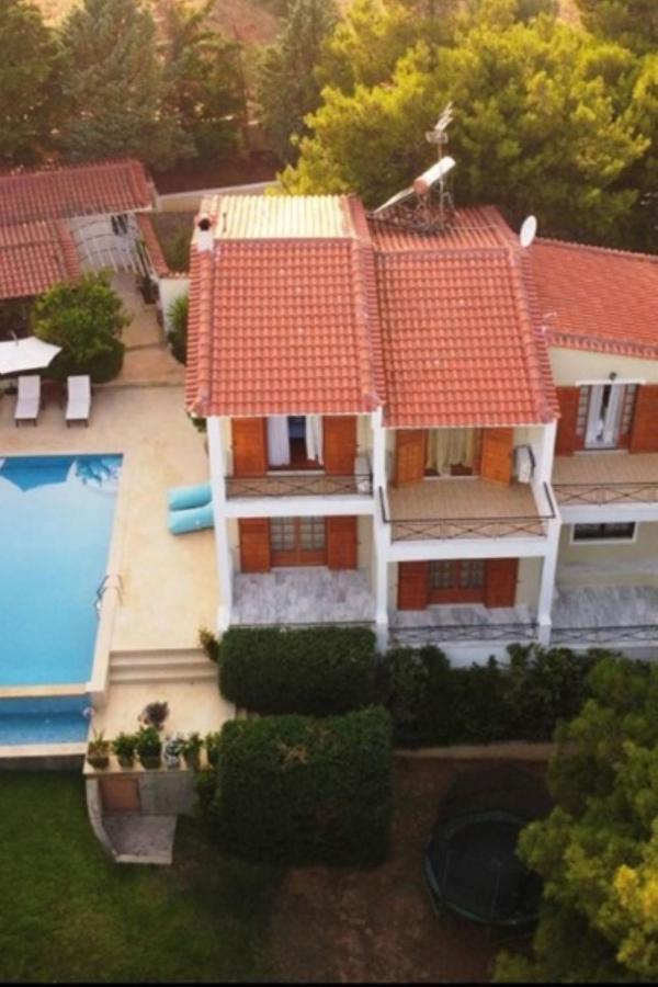 Villa Corina Near The Airport Kouvarás 外观 照片