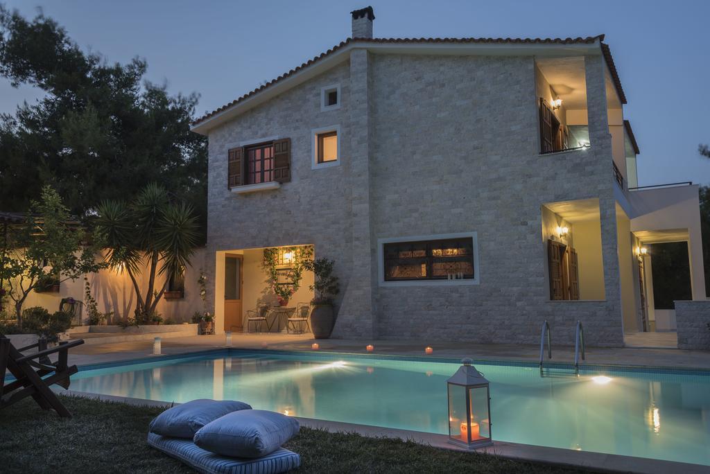 Villa Corina Near The Airport Kouvarás 外观 照片