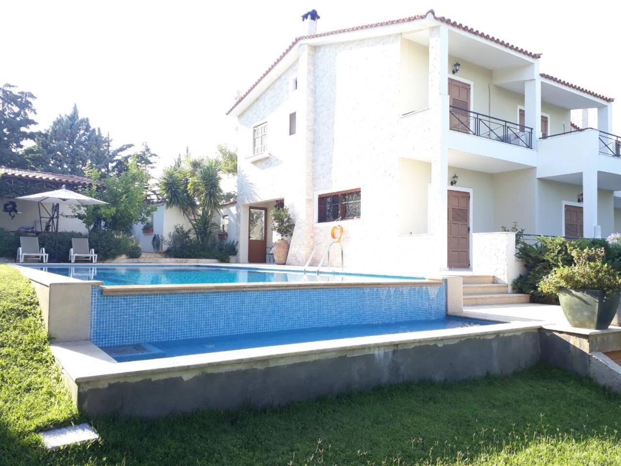 Villa Corina Near The Airport Kouvarás 外观 照片