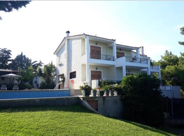 Villa Corina Near The Airport Kouvarás 外观 照片
